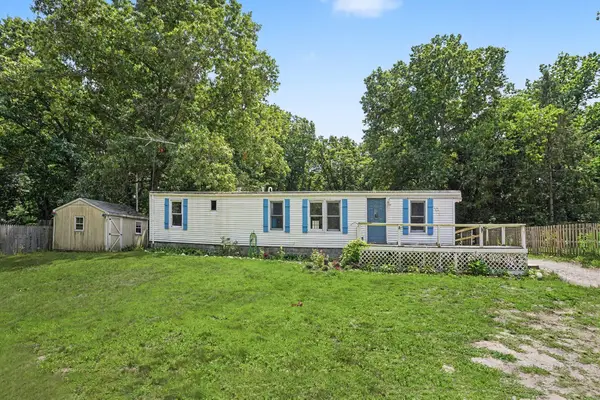 29201 Jewells, Lawton, MI 49065