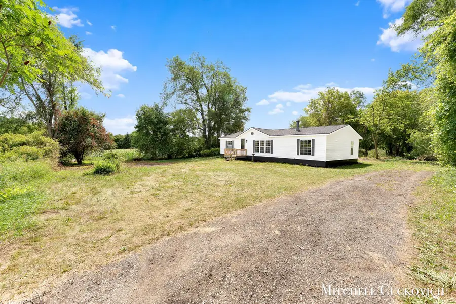 7110 W 44th Street, Fremont, MI 49412 - #2