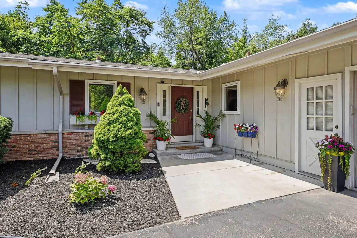 4414 Tanglewood Trail, Saint Joseph, MI 49085 - #1