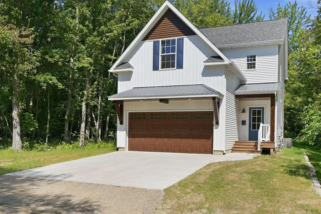 453 Sunset Parkway, South Haven, MI 49090 - #1