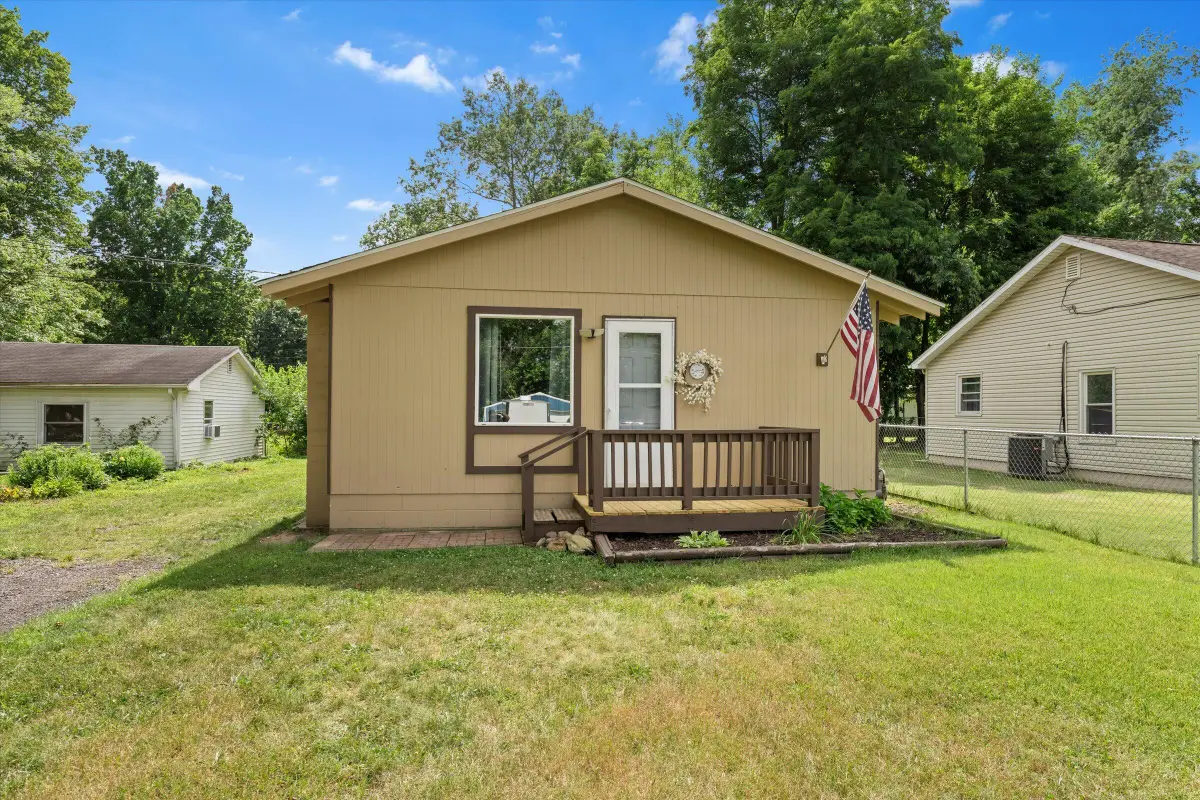70324 Fairfield Drive, Edwardsburg, MI 49112 - #1