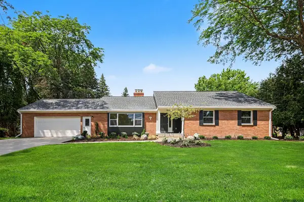 4043 Clearview Street Ne, Grand Rapids, MI 49546