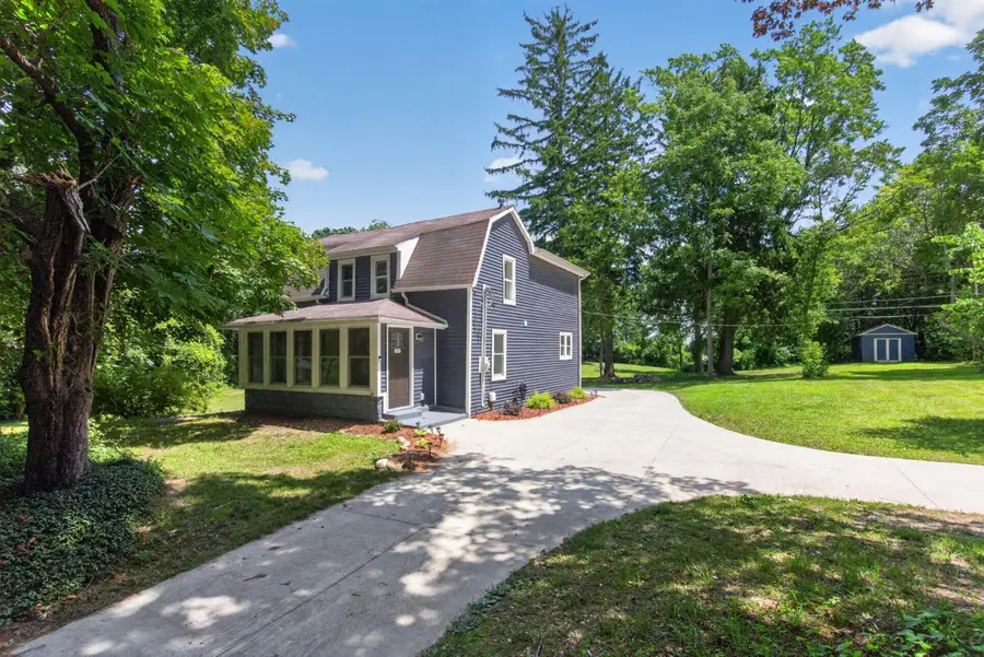 1227 Wayne Street, Jackson, MI 49202 - #2