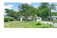 118 S Lauderdale Drive, Kalamazoo, MI 49006