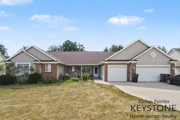 2117 Kinnrow Avenue Nw, Walker, MI 49534