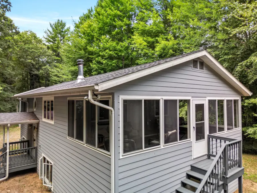 3283 S Spruce Avenue, White Cloud, MI 49349 - #3