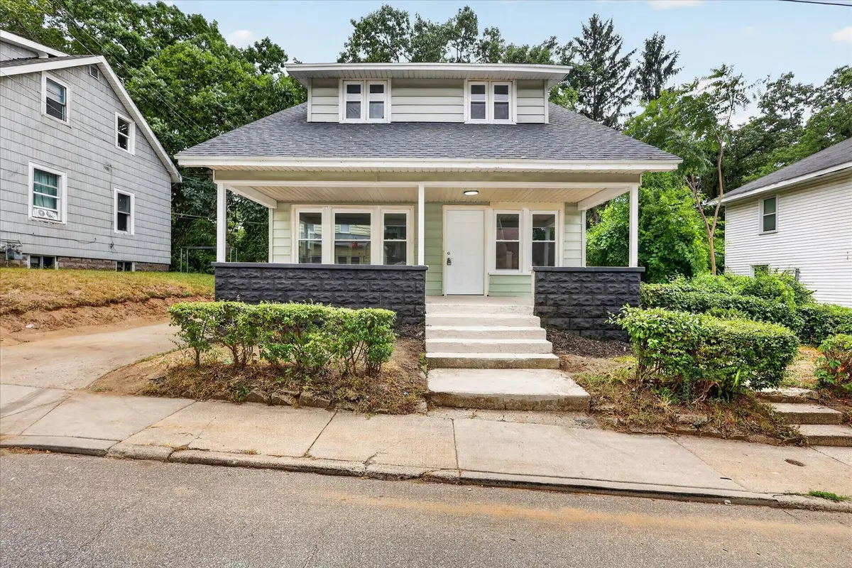 668 Alexander Street Se, Grand Rapids, MI 49507 - #1