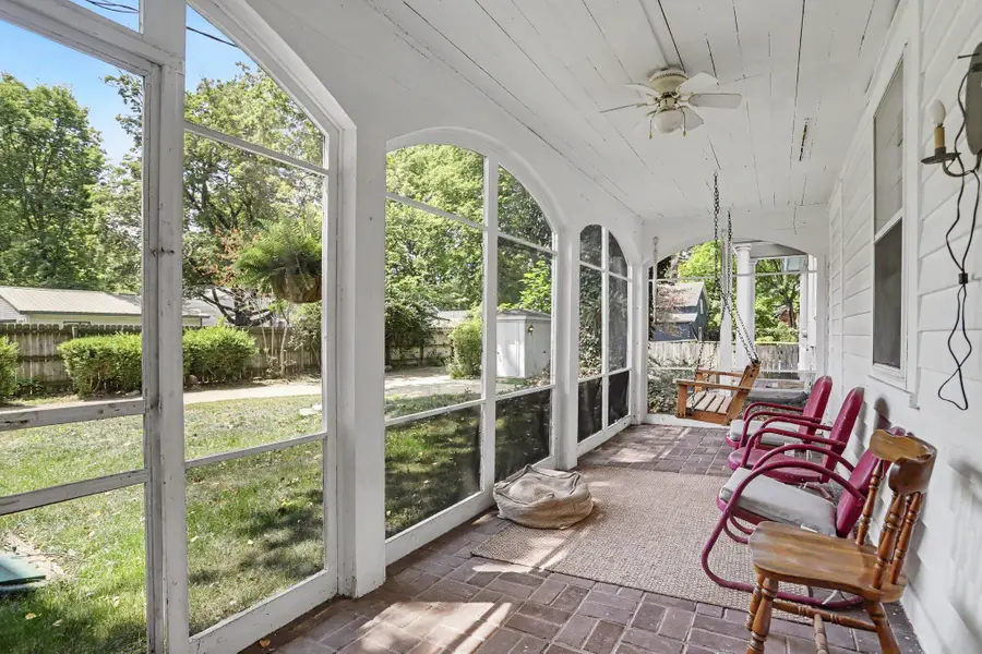16 S Fremont Street, Coldwater, MI 49036 - #3