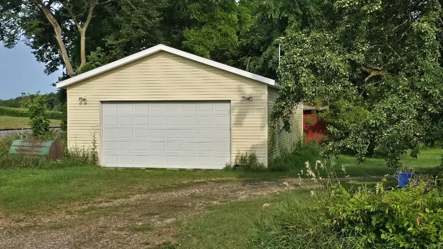 8407 E Michigan Avenue, Jackson, MI 49201 - #2