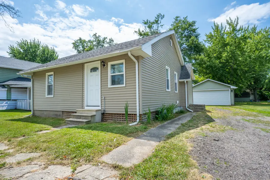 216 Congress Street, Watervliet, MI 49098 - #3