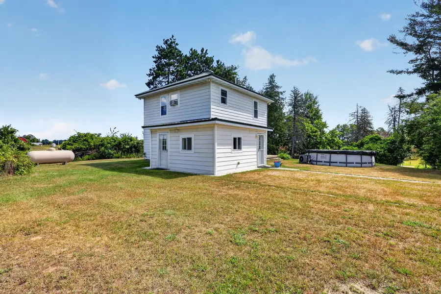 12423 20th Avenue N, Marion, MI 49665 - #3