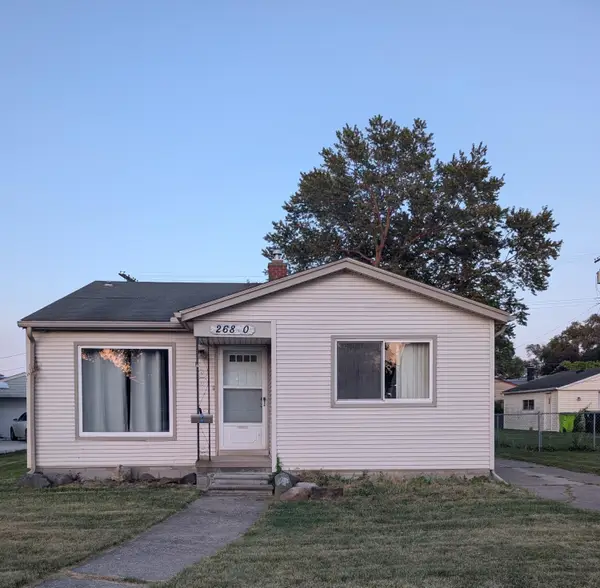 26840 Chippendale Street, Roseville, MI 48066
