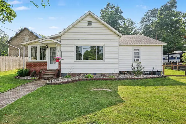219 N 4th Street, Burr Oak, MI 49030