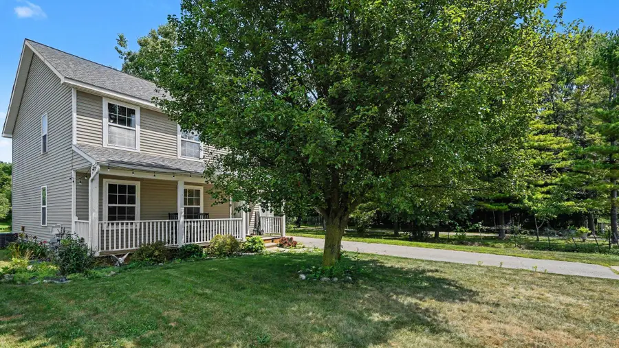 809 Brower Road, Fowlerville, MI 48836 - #3
