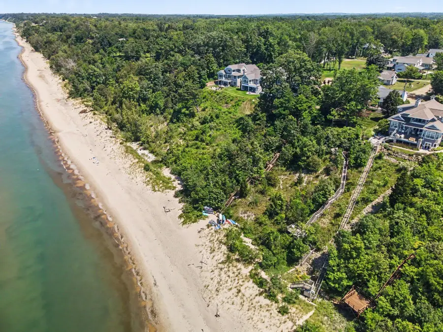 7218 Wells Street, South Haven, MI 49090 - #2