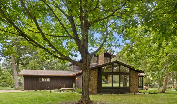 69115 Oakwood Drive, White Pigeon, MI 49099