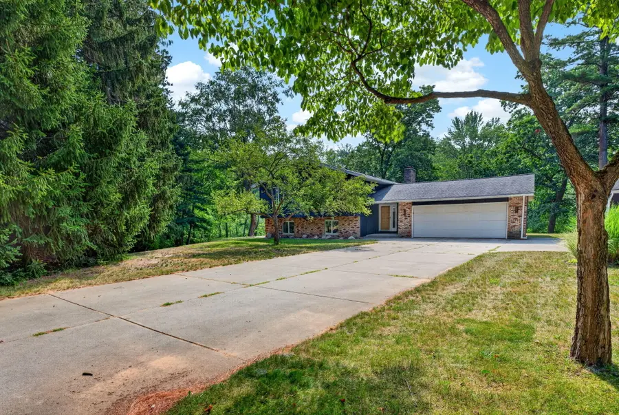 2515 W Giles Road, Muskegon, MI 49445 - #3