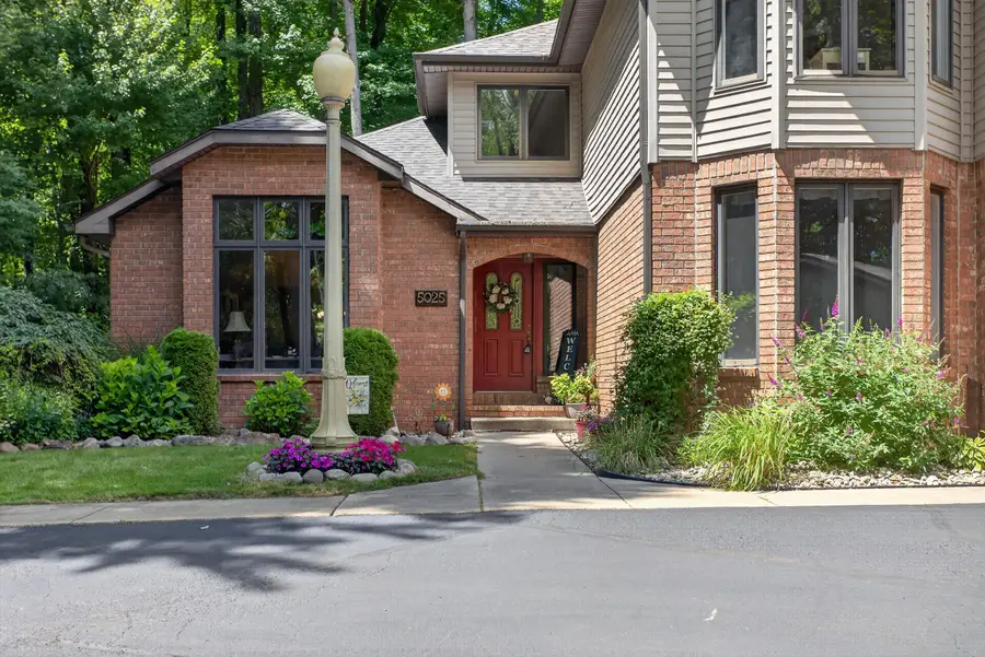5025 Firethorne Drive, Jackson, MI 49201 - #3