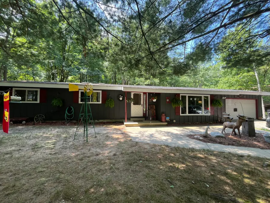 9675 Pere Marquette Drive, Stanwood, MI 49346 - #2