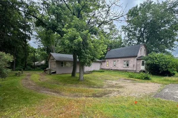 504 W Centre Avenue, Portage, MI 49024