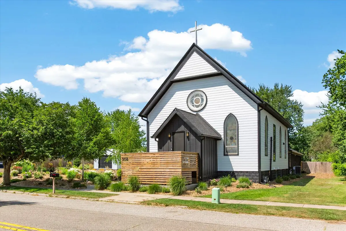 208 N Cleveland Avenue, Galien, MI 49113 - #1