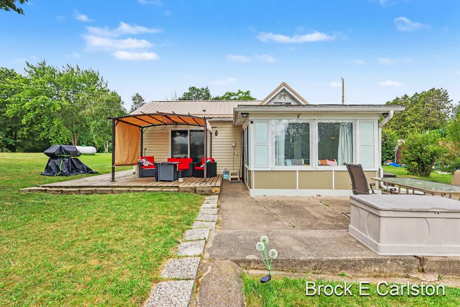 2900 S Martin Drive, Fremont, MI 49412 - #2