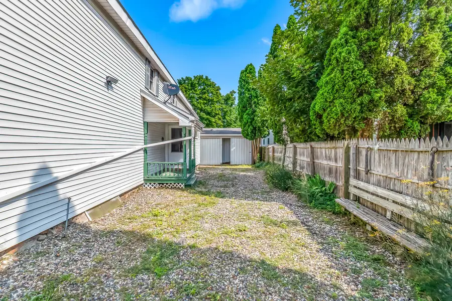 118 W Chicago Road, Allen, MI 49227 - #3