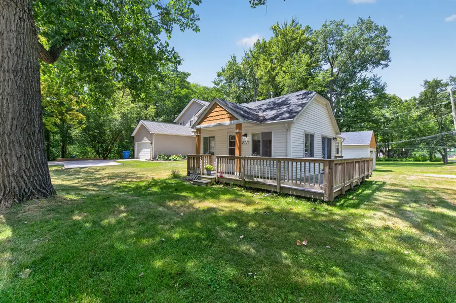 571 Crescent Lake Road, Waterford, MI 48327 - #2
