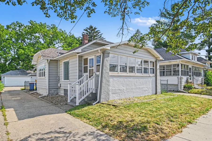 735 Eleanor Street Ne, Grand Rapids, MI 49505 - #3