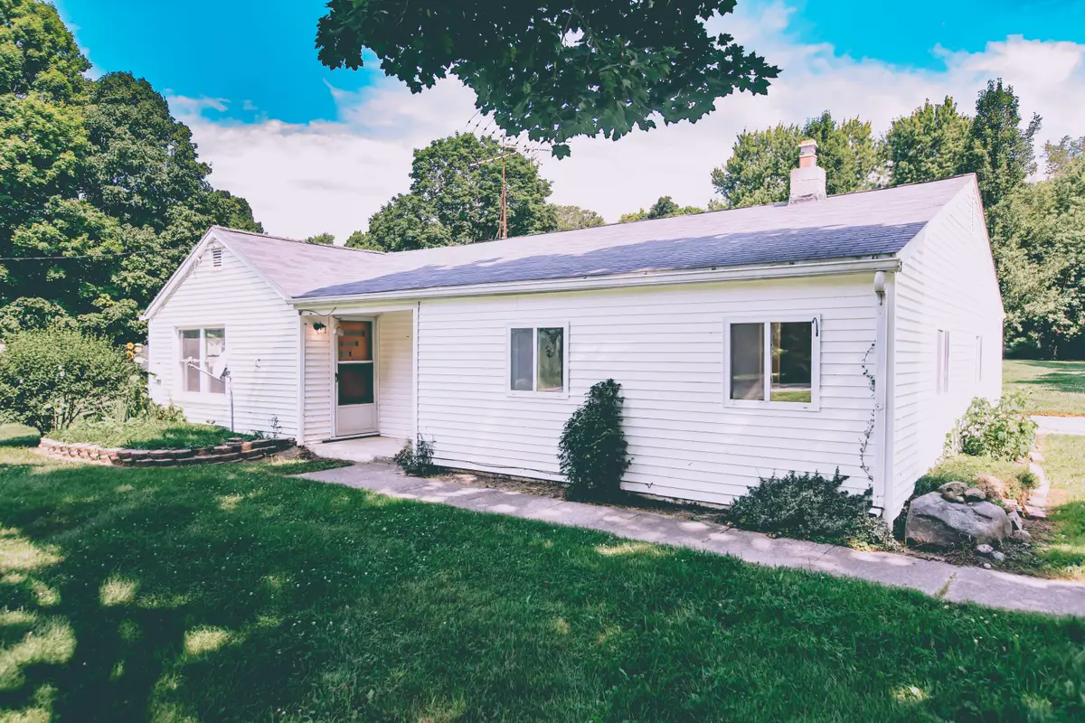 1072 E Territorial Road N, Rives Junction, MI 49277 - #1