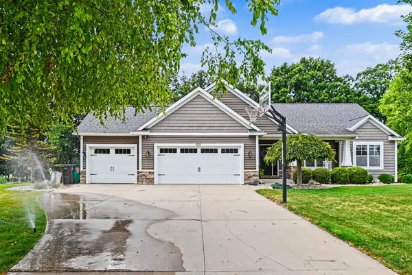 635 Midgrove Drive, Zeeland, MI 49464