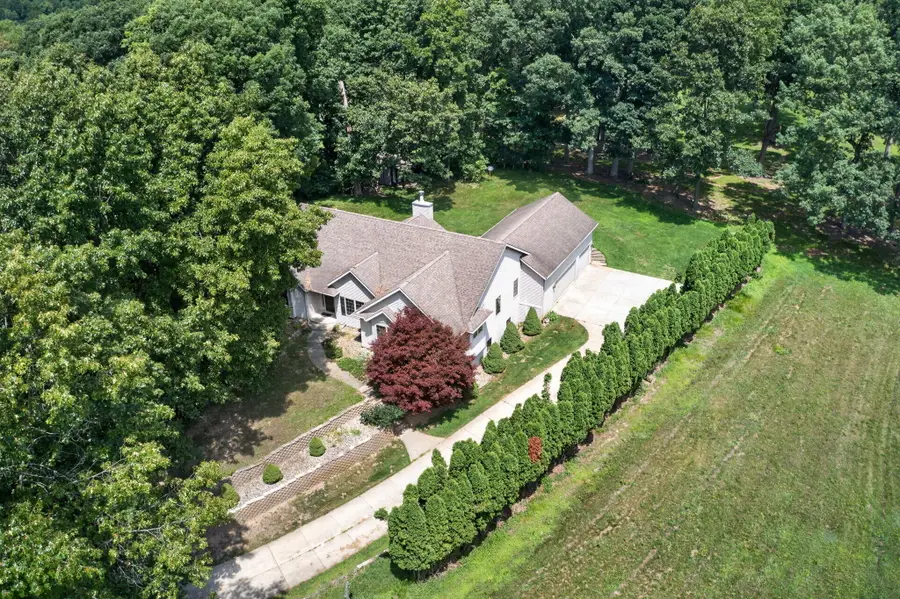 4645 River Pointe Boulevard, Niles, MI 49120 - #2