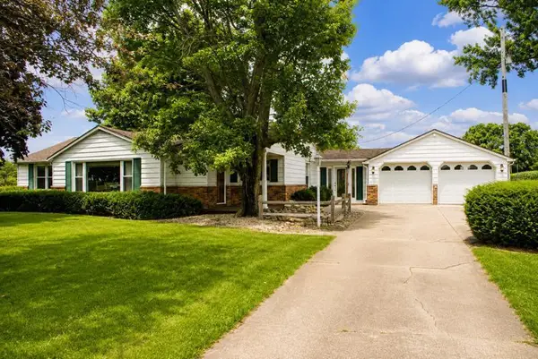 28234 M-60, Cassopolis, MI 49031