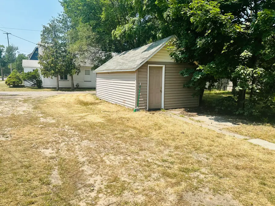 1541 6th Street, Muskegon, MI 49441 - #3