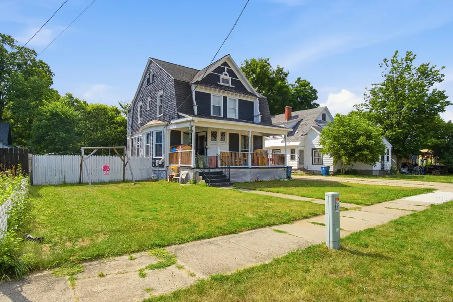 211 N Pine Street, Evart, MI 49631 - #2