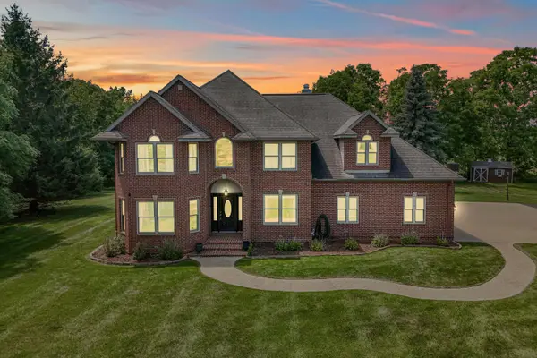 1230 Meadow Lane, Hillsdale, MI 49242