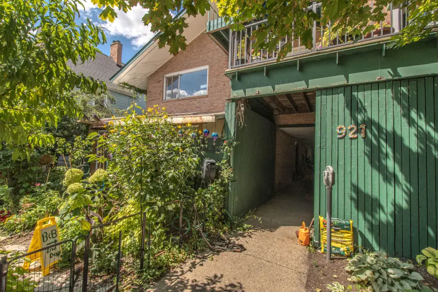 921 E Huron Street #6, Ann Arbor, MI 48104 - #3
