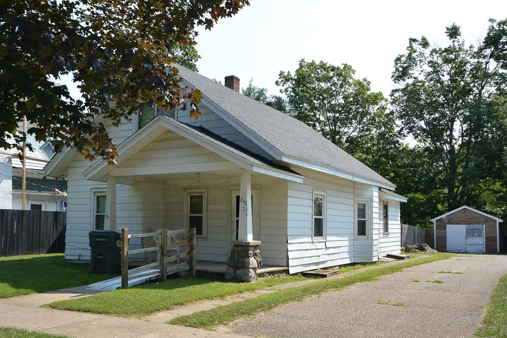 212 N Brown Street, Paw Paw, MI 49079 - #1
