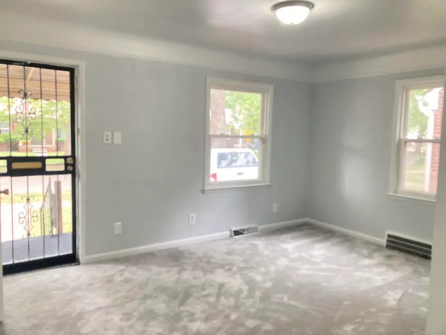 19148 Avon Avenue, Detroit, MI 48219 - #2