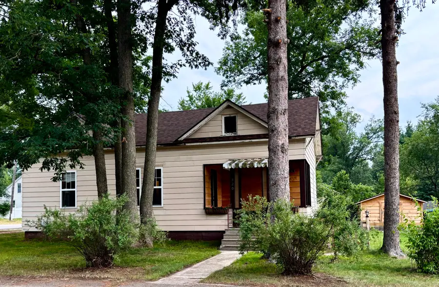 520 7th Street, Baldwin, MI 49304 - #2