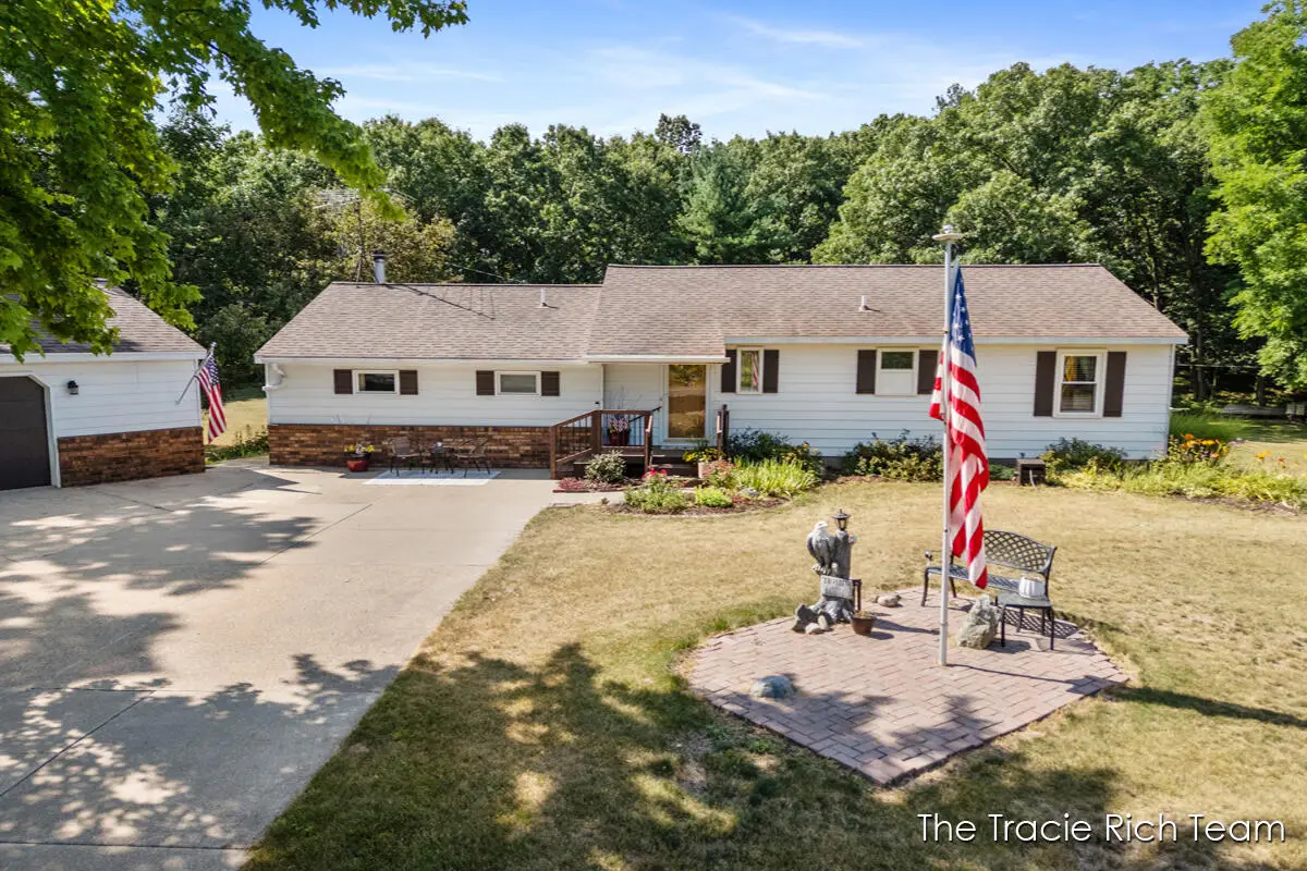 7640 9 Mile Road Ne, Rockford, MI 49341 - #1