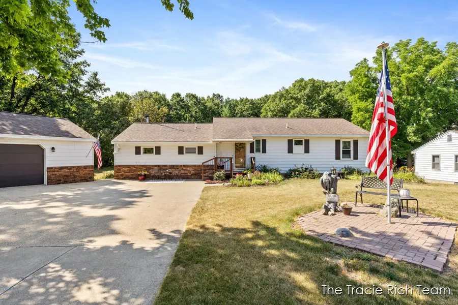 7640 9 Mile Road Ne, Rockford, MI 49341 - #2