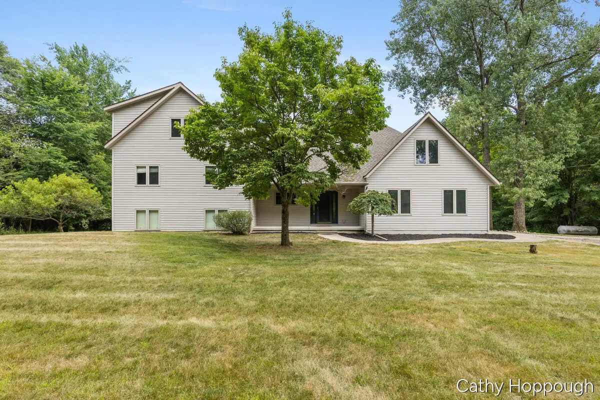 8687 River Run Trail, Greenville, MI 48838 - #1