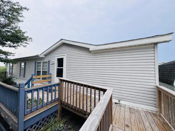 604 W John Beers Road #64N, Stevensville, MI 49127