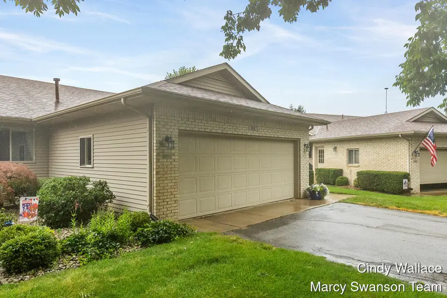910 Amber View Drive Sw, Byron Center, MI 49315 - #2