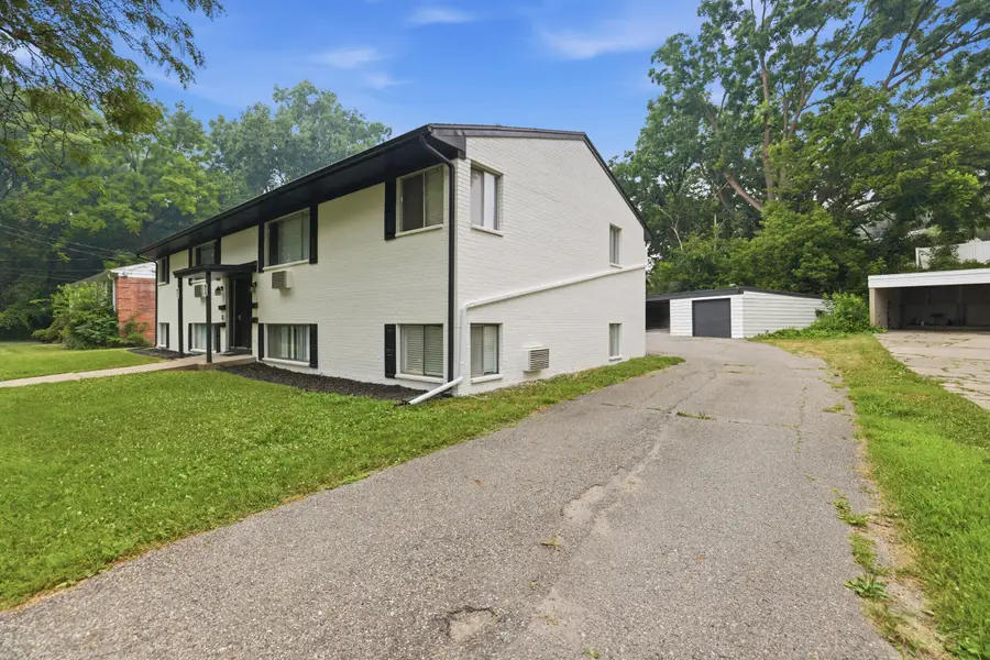 813 NE Carrier Creek Boulevard Ne, Grand Rapids, MI 49503 - #3