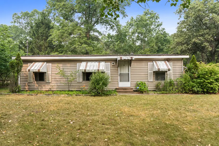 2149 W White Lake Drive, Whitehall, MI 49461 - #2