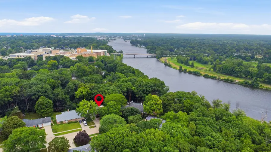 1109 Flanders Place, Saint Joseph, MI 49085 - #3