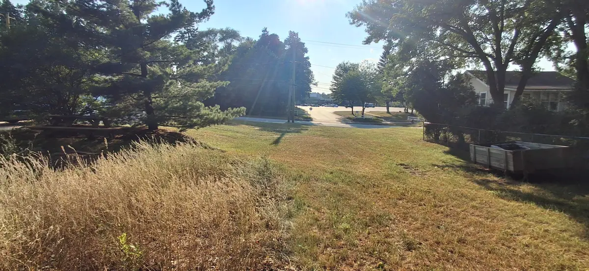 1716 Bristol Avenue Nw, Grand Rapids, MI 49504 - #1