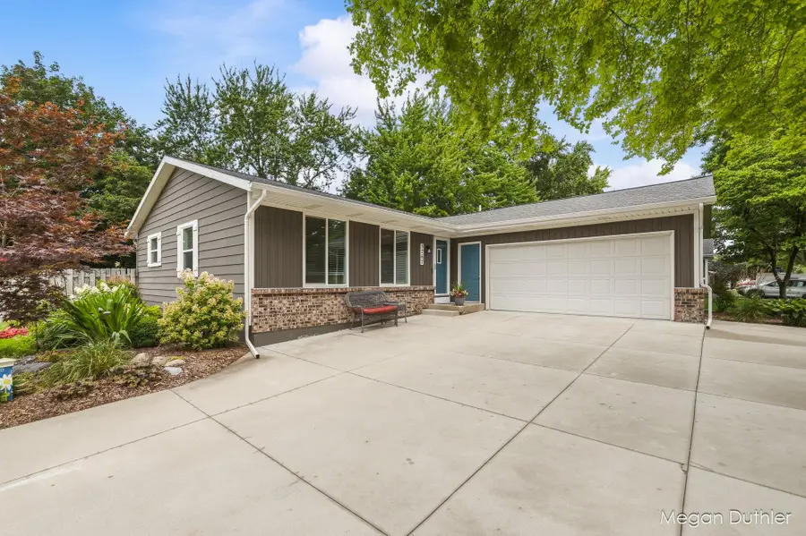 3767 Socorro Drive Sw, Grandville, MI 49418 - #3